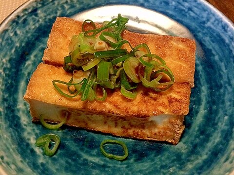 おつまみに☆焼き厚揚げのにんにく醤油かけ